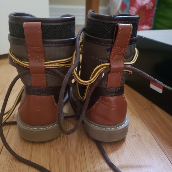 Tommy Hilfiger Boots - Picture 3 of 6